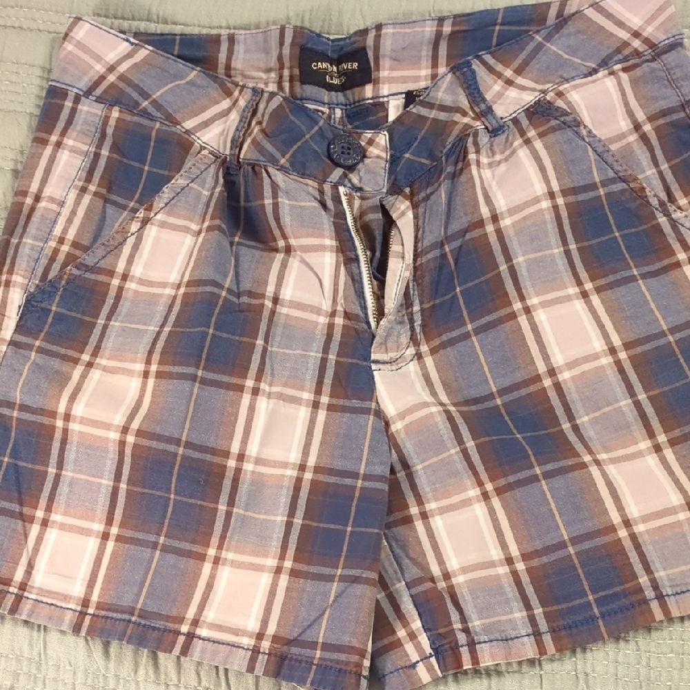 Blue and Brown Bermudas Classic Style